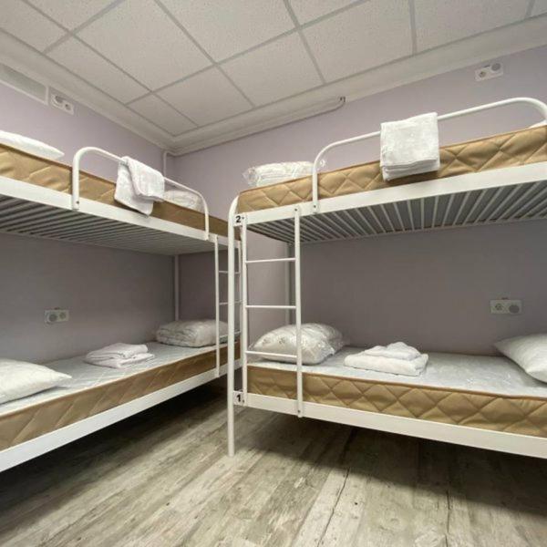 Hostel Dvor Odessa Buitenkant foto